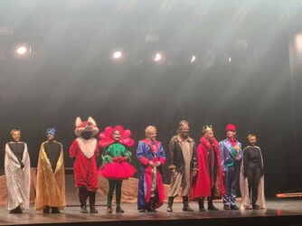SALIDA AL TEATRO - 5B